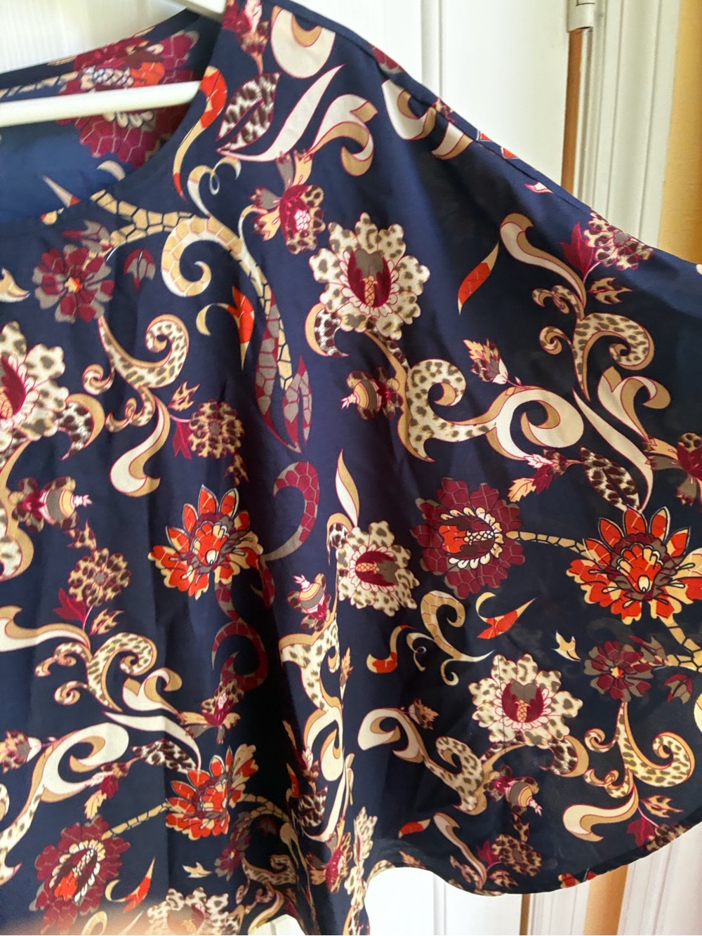 Navy Floral Scroll Tunic with Red and Cream Accents Flowy Arms Unknown Brand